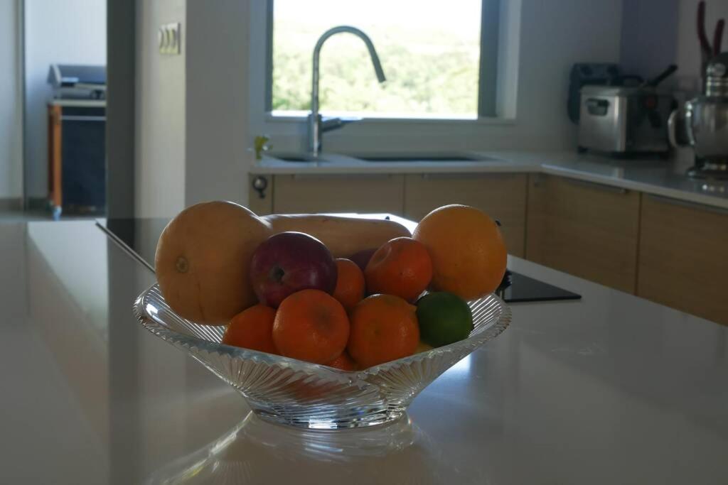 פטי-בור Villa Kumquat Avec Piscine Et Vue Sur Les Montagnes מראה חיצוני תמונה