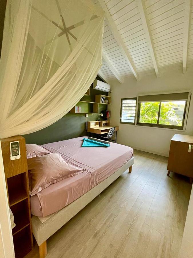 פטי-בור Villa Kumquat Avec Piscine Et Vue Sur Les Montagnes מראה חיצוני תמונה